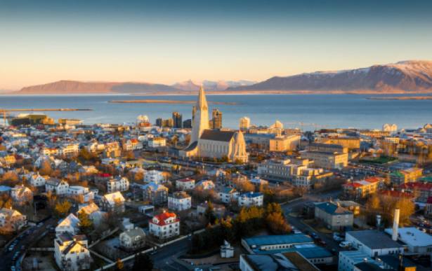 Seguro de viaje Viajar a Islandia: qué ver y hacer en este destino de otro planeta Seguro de viaje Viajar a Islandia: qué ver y hacer en este destino de otro planeta